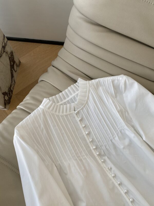Pleated shirt